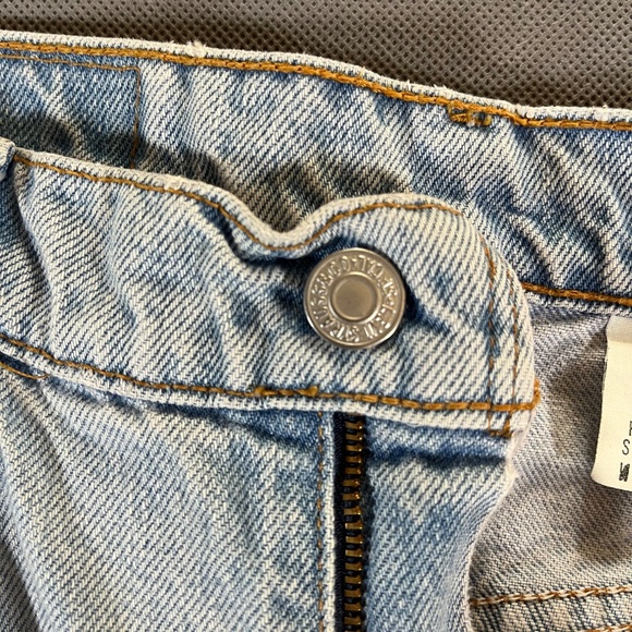 Vintage Levis 505 Jeans Mens Regular Fit Light Wash Denim 34 X 30 - Picture 6 of 10